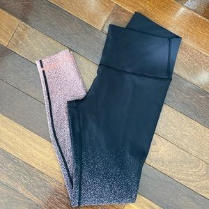 Wunder Under High Rise Crop leggings size 8